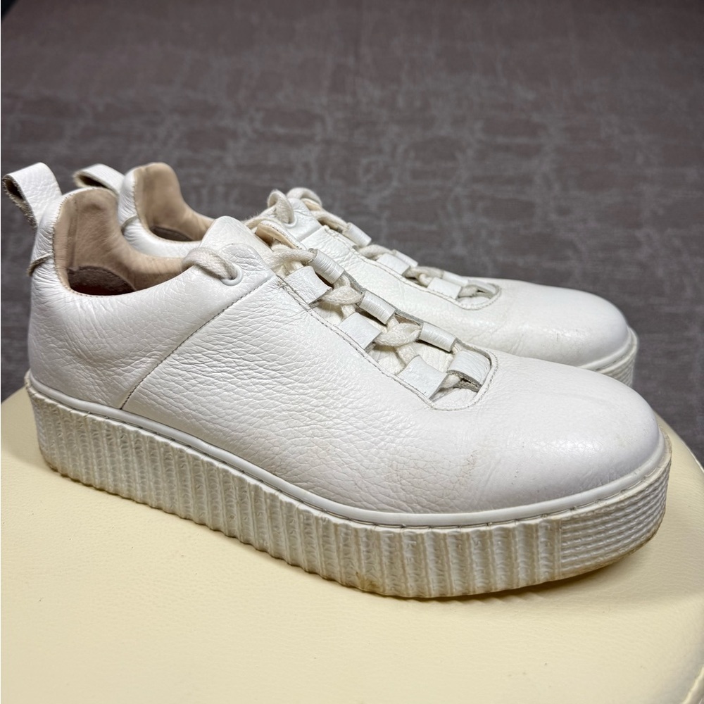 Samsoe & Samsoe White Leather Lace Up Sneaker Shoe Made in Peru Size 40